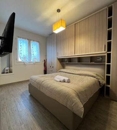 PM 10 Via Joan Mirò Guest House