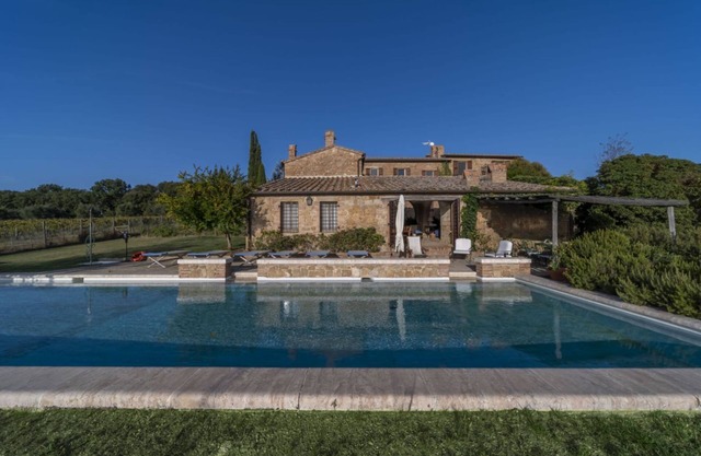 Podere Manafiore - historical villa with swimming pool