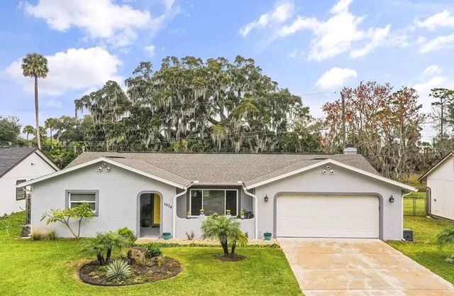 Pool Party in Daytona! Sleeps 8