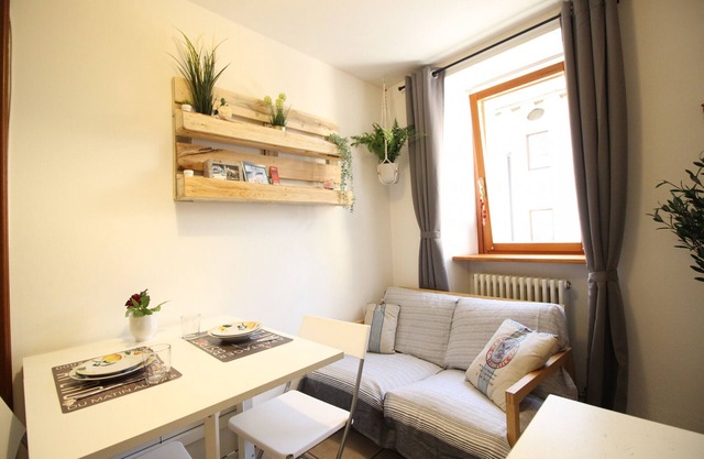 Porta Praetoria Apartment - Short Term Rentals Italy