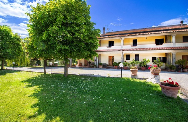 Portion of a house nestled in the Tuscan countryside. Accommodates up to 7 guests, offers private po