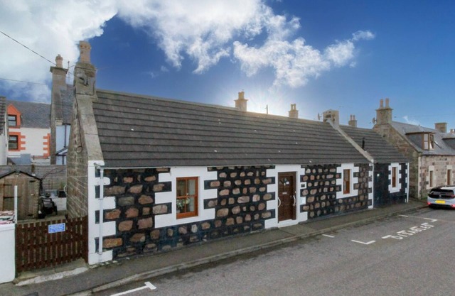 Portknockie Coastal Cottage Retreat