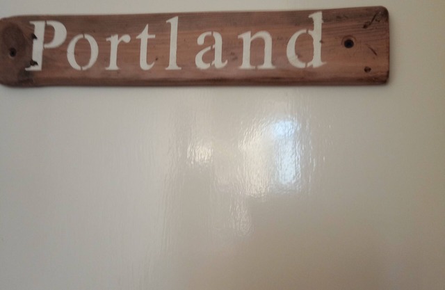 portland apartment sleep two