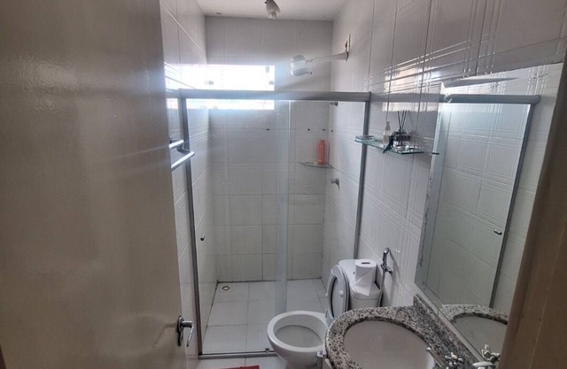 Practicality and comfort close to the waterfront. Furnished, garage and security.