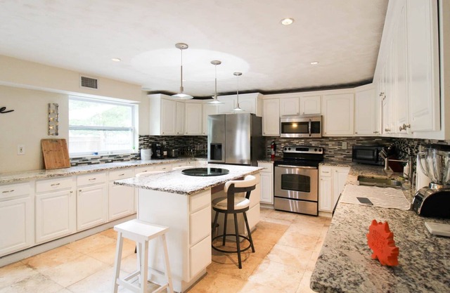 Prefectly Located | 4/BD Family Friendly Home