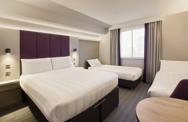 Premier Inn Tamworth Central