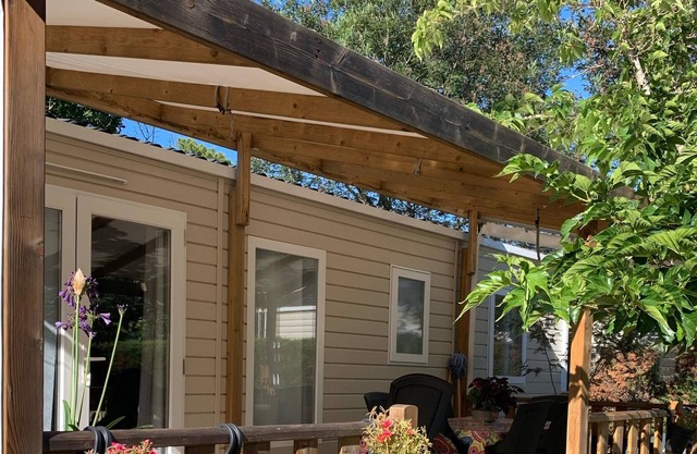 Premium luxury air-conditioned mobile home, 3 bedrooms in LES VIGNES 5* campsite