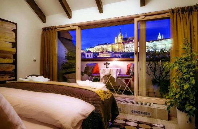 President APT by Prague Castle, VIEWS