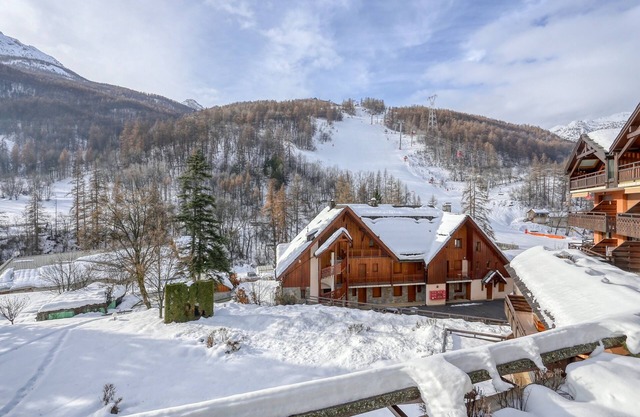 Prestigious Apartment Pied de piste Luc Alphand 80 M2 Serre Chevalier