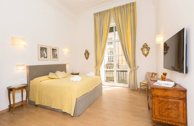 Prestigious Apartment at Via Barberini