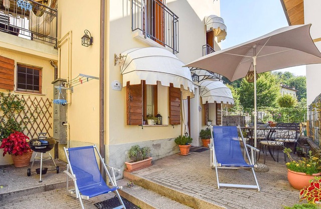 Pretty cottage with private terrace