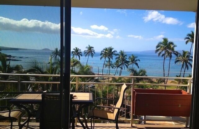 PRIME LOCATION, AMAZING VIEWS, INCREDIBLE 1BD-BA by the Beaches in Kihei, Maui
