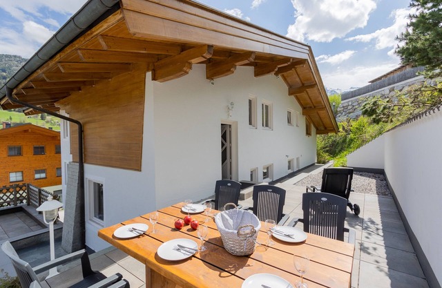 Private apartment 130qm with great comfort in a super location.