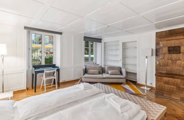 Private cozy double bedroom in shared House