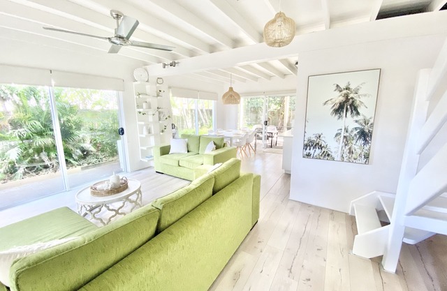 Private Duplex near the River & Gympie Tce