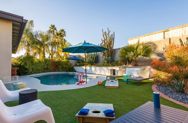 Private Home in N Scottsdale, Backyard Oasis + Built-in BBQ!