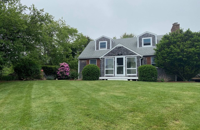 Private Home in scenic Matunuck, RI within walking distance to Town Beach