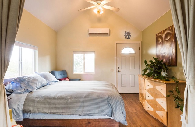 Private modern one-bedroom cottage in Sedona