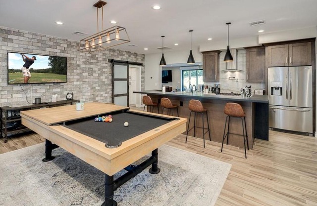 Private Pool & Spa * Steps to Old Town * Sanatized