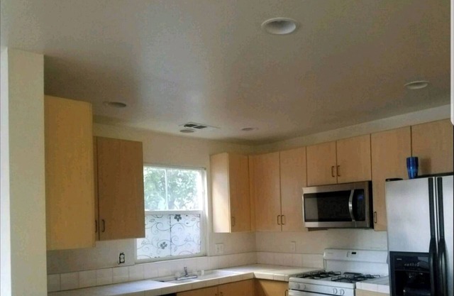 Private Room 3/3 near DTLA and USC hospital