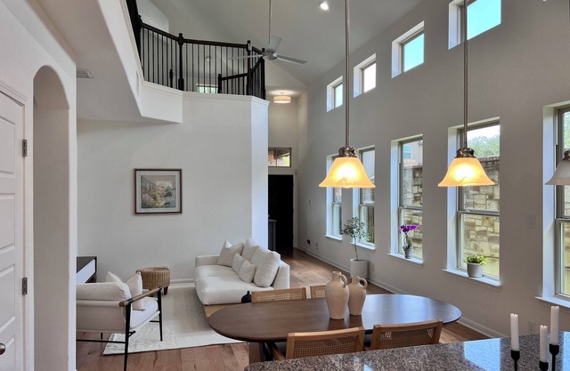 Private Room + Bath in South Austin Townhouse – Quiet, Clean & Spacious