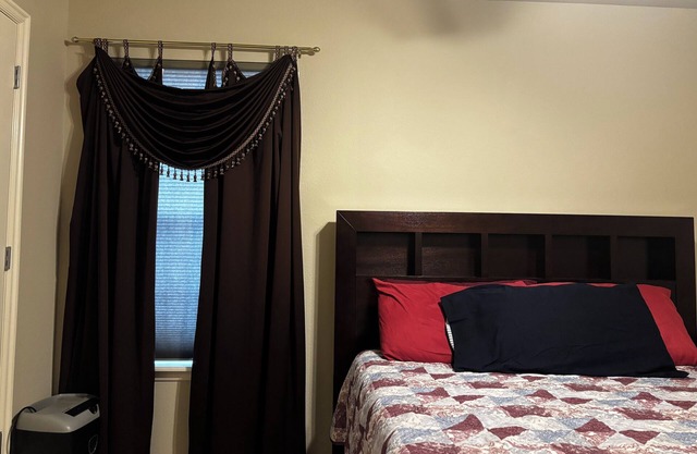 Private Room in Shared Home- Cultural Comfort