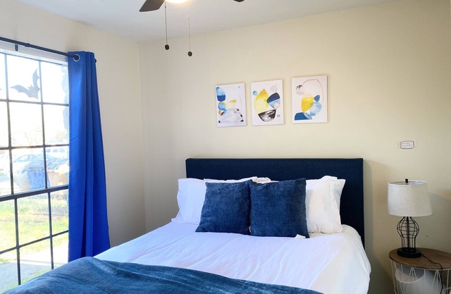 Private room-Near Domain&St Davis Hospital
