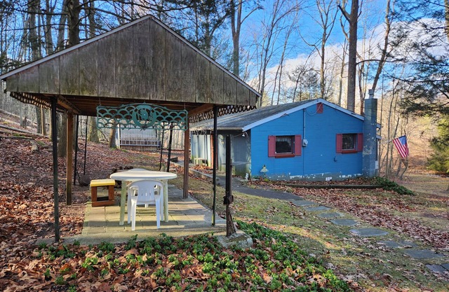 Private rustic cabin in New Ringgold