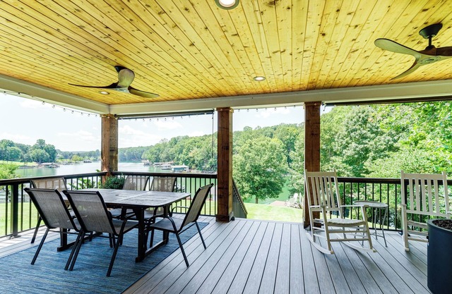 Private Sauna & Dock: Lakefront Retreat in Moneta!