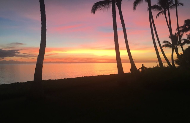 PRIVATE SETTING AT MOLOKAI SHORES!