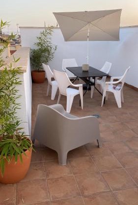 Private terrace & Free Parking