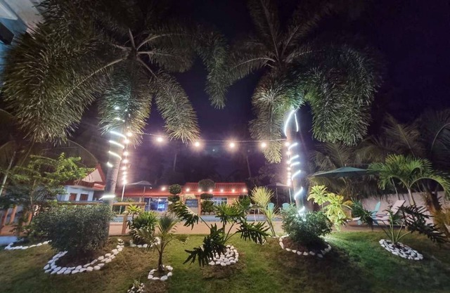 Private Villa w/pool, wifi, videoke & kitchen access