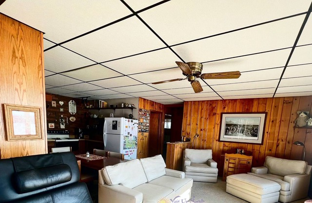 Private waterfront home in Interlochen. Rowboat, kayaks. Pet friendly.