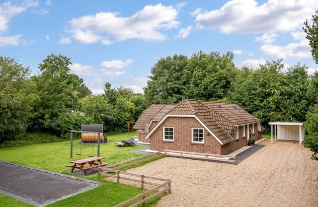 "Prohor" - 10.5km from the sea by Interhome