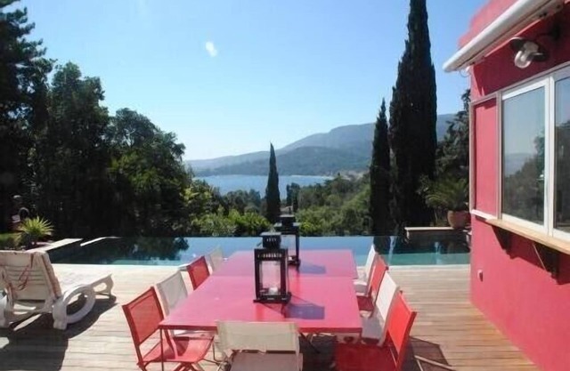 PROMOTION up to -20% , Magnificent Villa Riviera, sea view, infinity pool, A/C