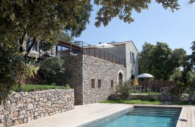 Propriété Exceptionnelle Avec Vue, sud de France 15 Pers, Superbe Piscine