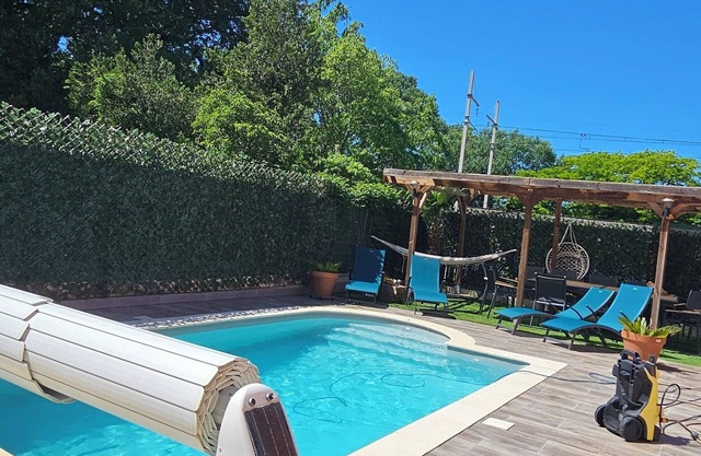 Provence escape with pool