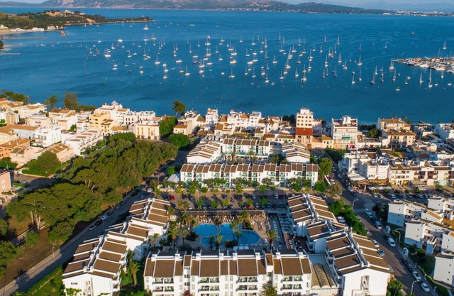 Puerto Azul Suite Hotel