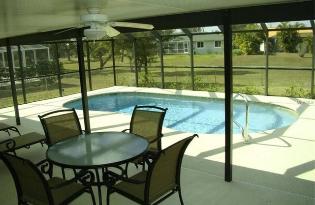 Punta Gorda Isles, private heated pool, quiet, close to everything, pets free!