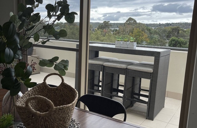 Qbn Cracker 2B, 2BA, 2 secure carparks