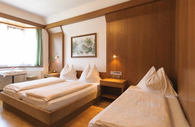 Quadruple Room with Shower, Toilet - Hotel Tautermann