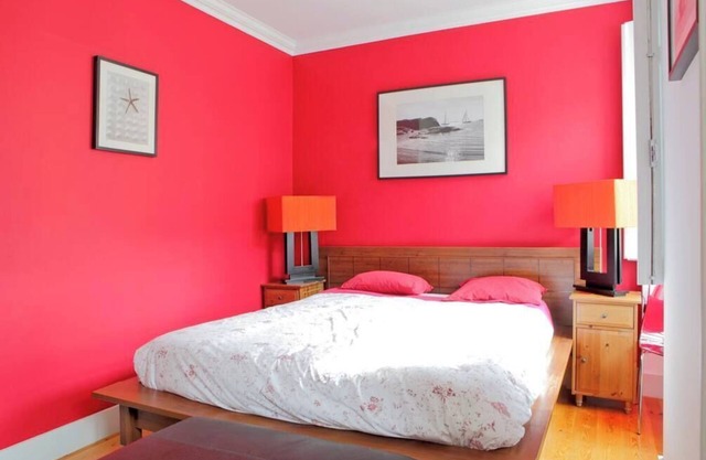 Quarto 4 · Double Bedroom Cozy Wi-fi & Subway - Arroios