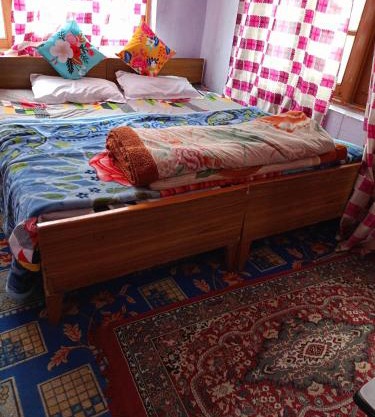 Queen Palace guest house