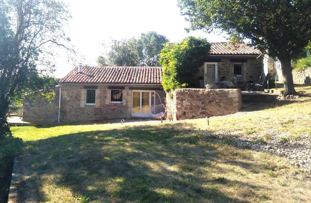 Quiet, adjoining gîtes with unobstructed views.