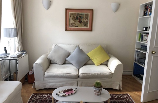 Quiet and Charming Flat in London