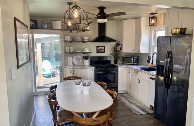 Quiet Beach Cottage in North Cape May