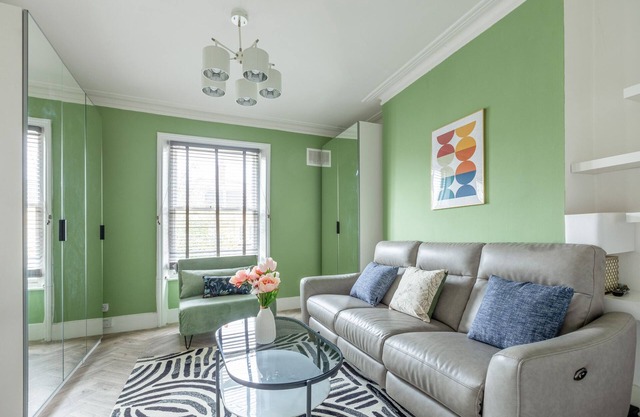 Quiet & Cozy 2level 2BR between Brixton & Camberwellnn