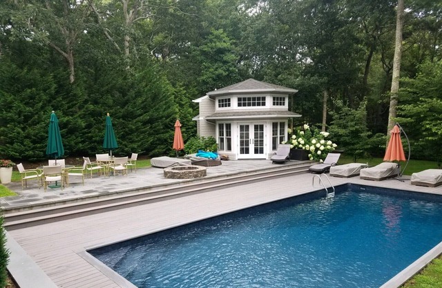 Quiet Family Friendly Hideaway With Pool And Poolhouse