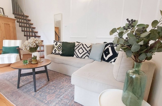 Quiet flat in central Budapest 2-5 people with Air-con and Lift