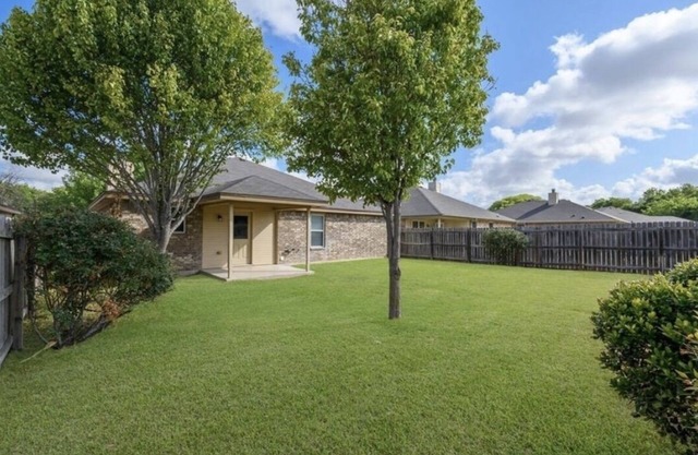 Quiet home w/King bed, Work Area, Pack n Play & Pet Friendly